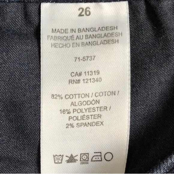 Dynamite‎ Womens Booty Jean Denim Shorts Size 26 Stretch Denim Dark Wash - Picture 6 of 8